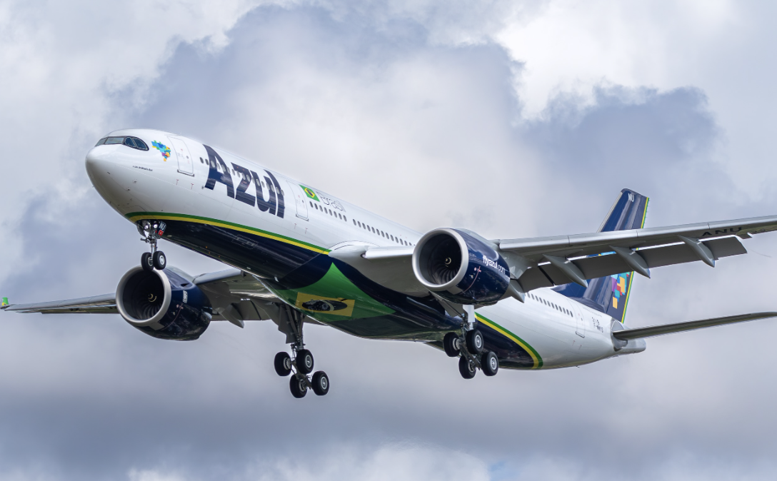 Azul A330-900